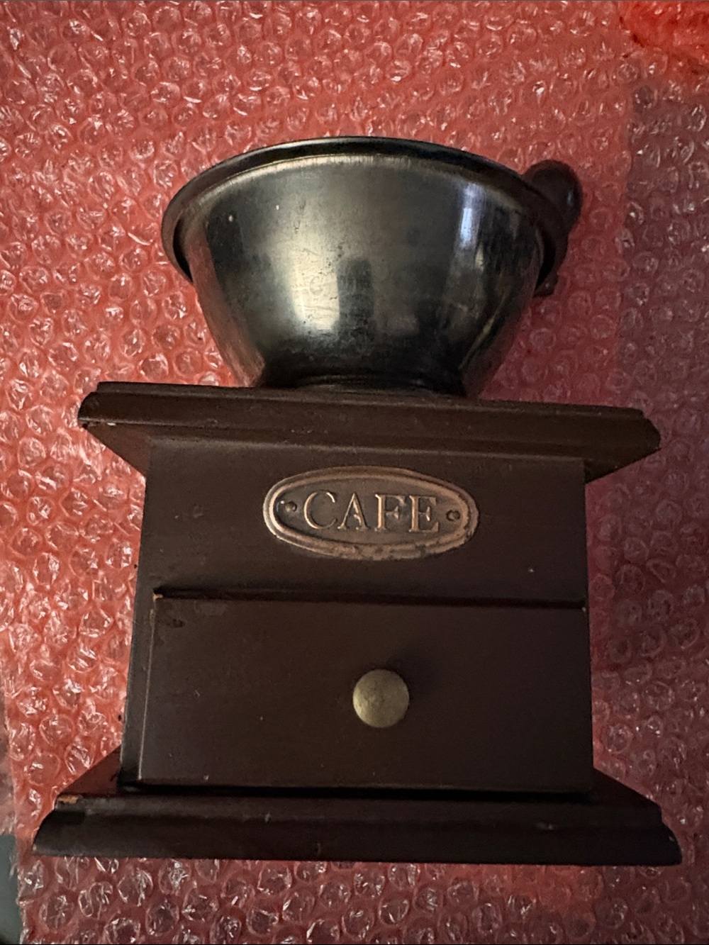 Cafe Vintage-Style Brown Coffee Grinder Decorative Kitchen Accessory